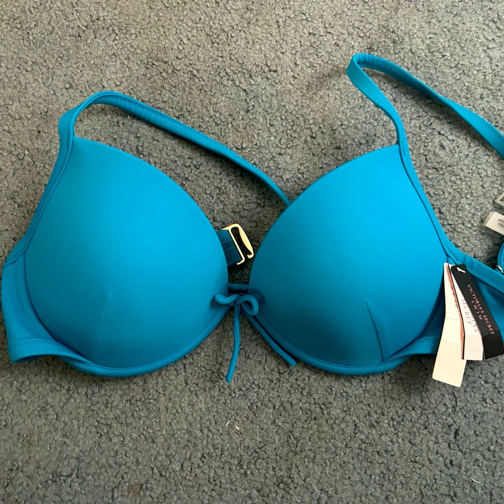 Victoria’s Secret Blue Bikini Top NWT